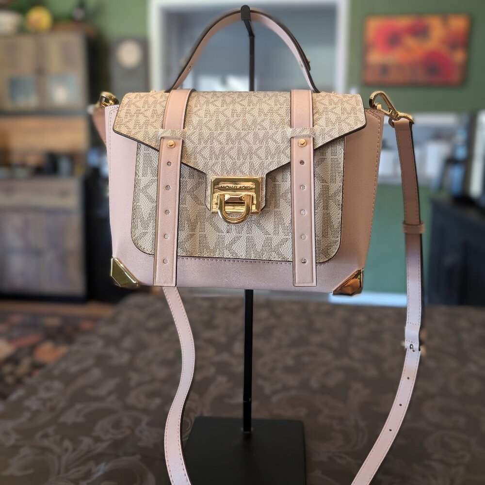 Michael Kors Manhattan Medium Leather and Logo Satchel NWT SOLD OUT